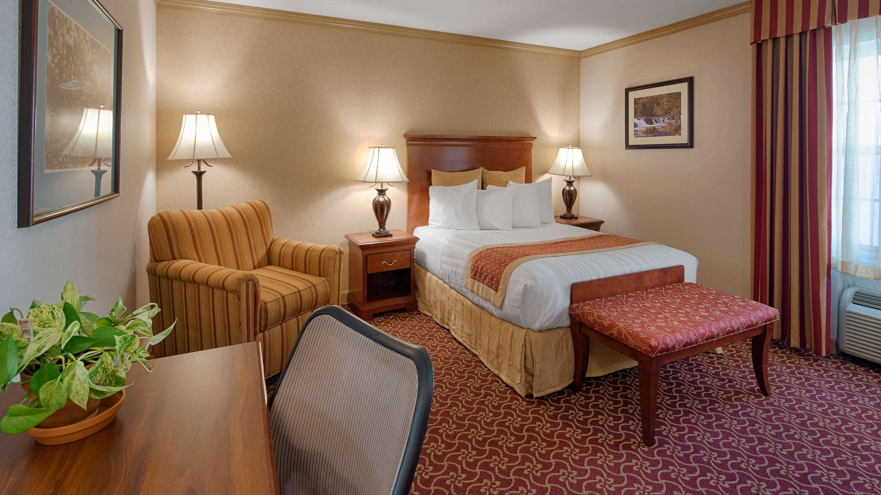 Best Western PLUS Morristown Inn Exterior foto