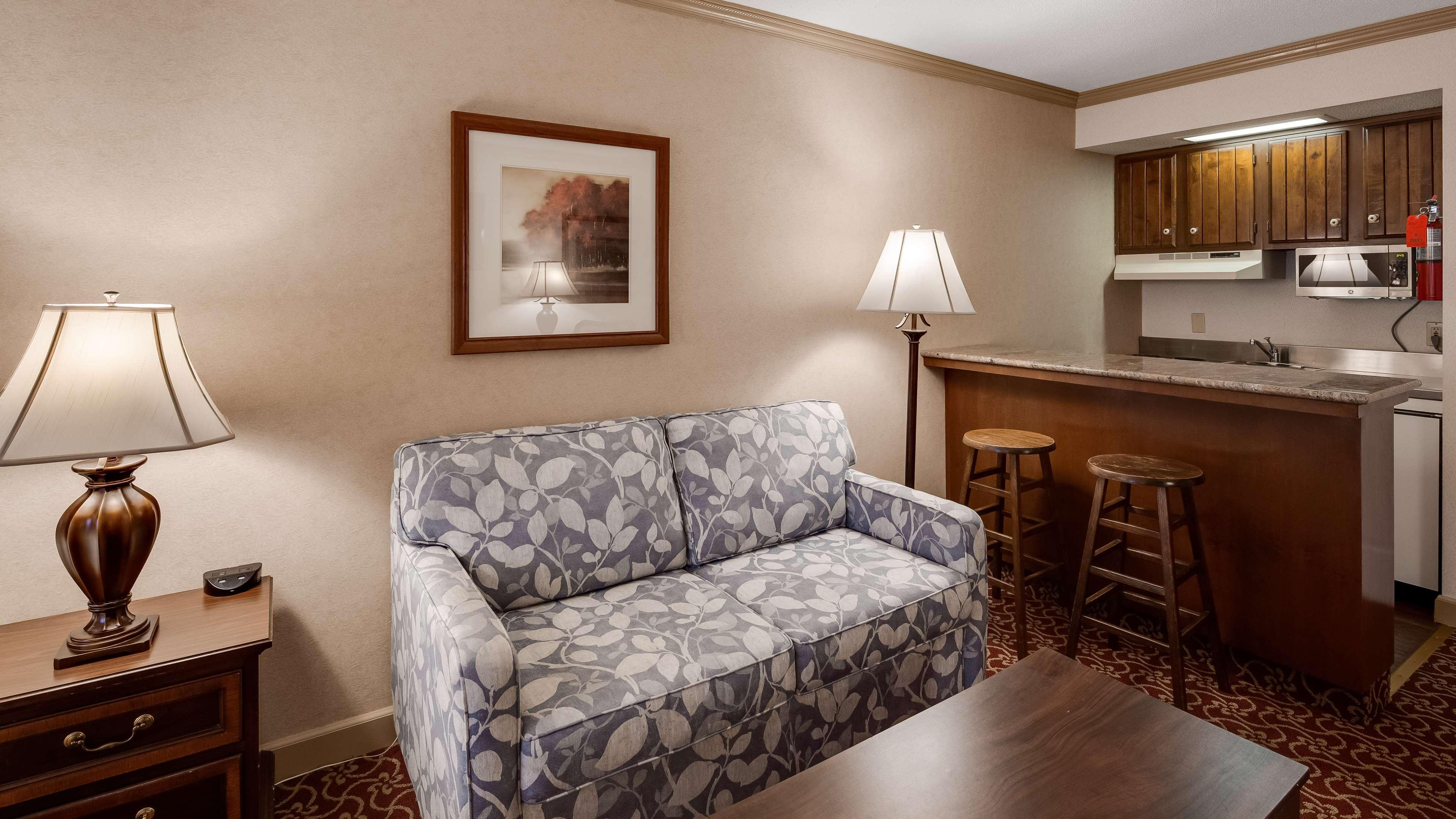 Best Western PLUS Morristown Inn Exterior foto