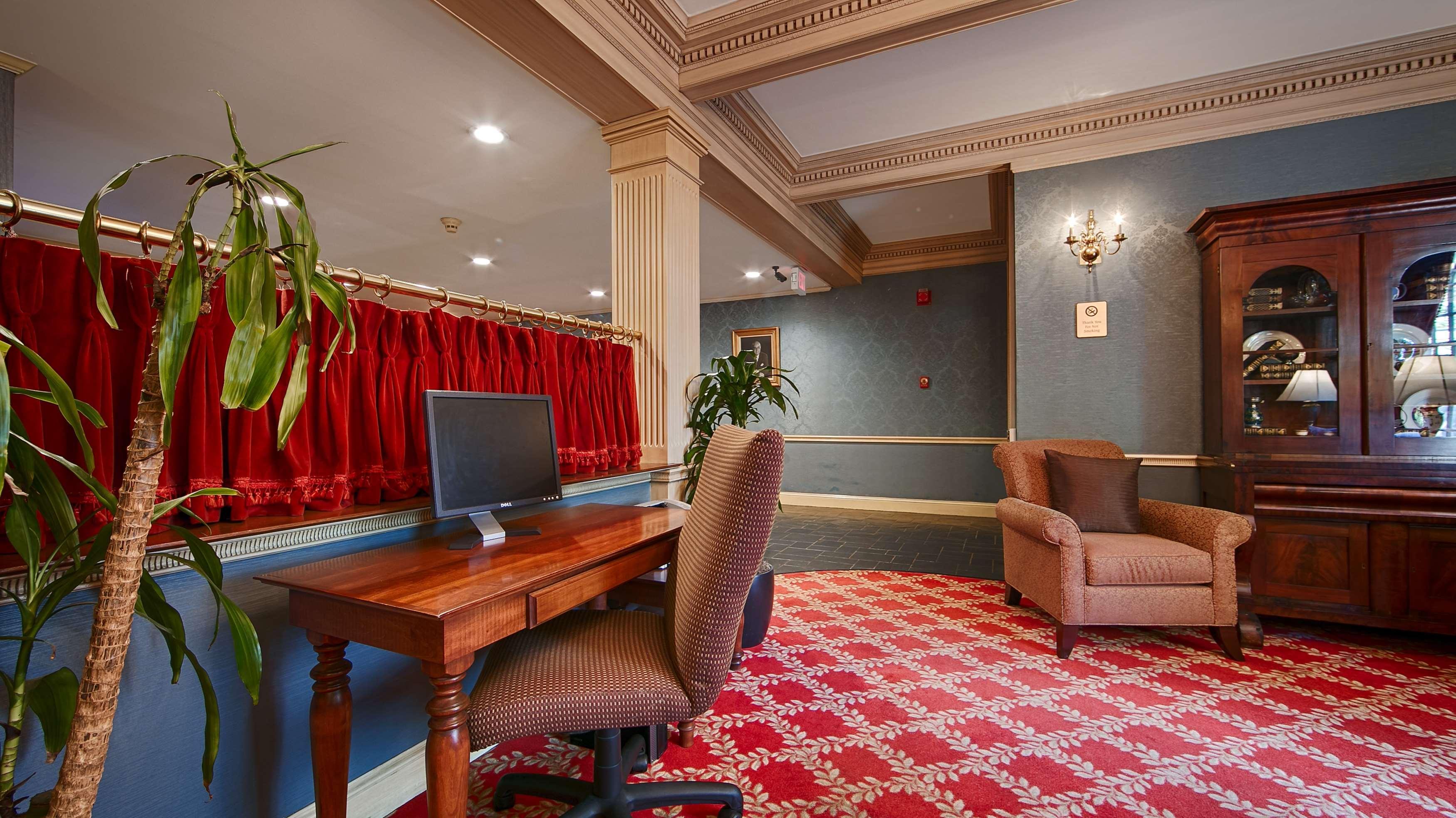 Best Western PLUS Morristown Inn Exterior foto